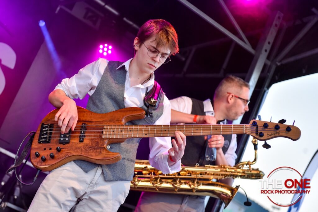 Les Briskards514248984_10162957418329295_7292193403655627250_nStéphane Harnisch